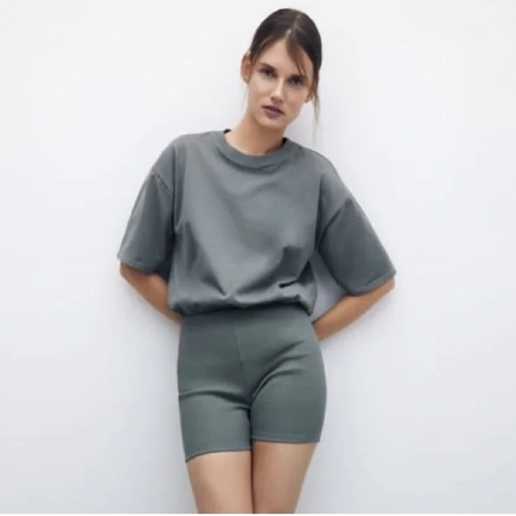 NWT Zara Fitted Shorts Romper Sage Green - Picture 3 of 6